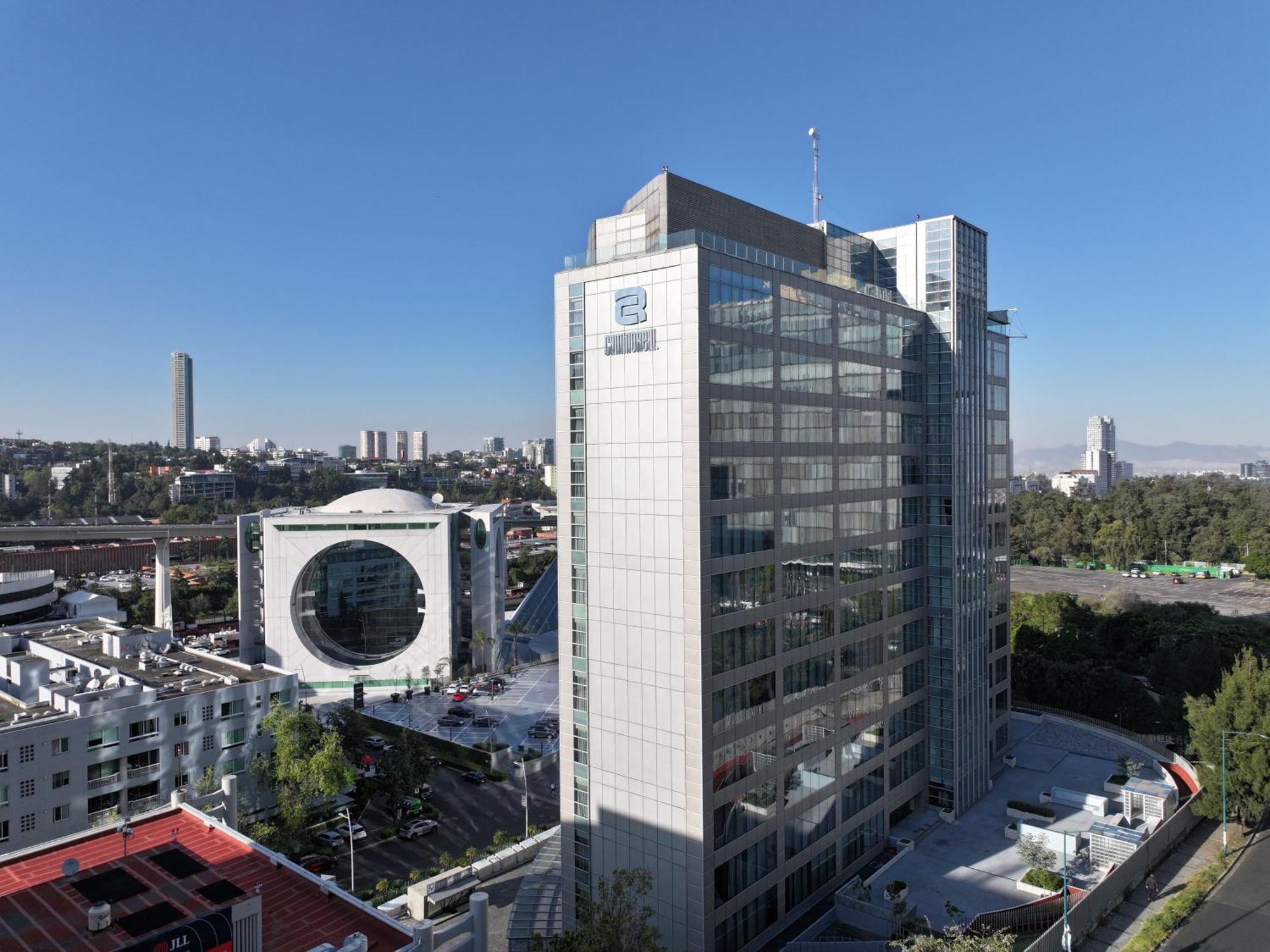 Camino Real Santa Fe Hotel Мексико Сити Екстериор снимка Headquarters of the National Institute of Statistics and Geography in Mexico City